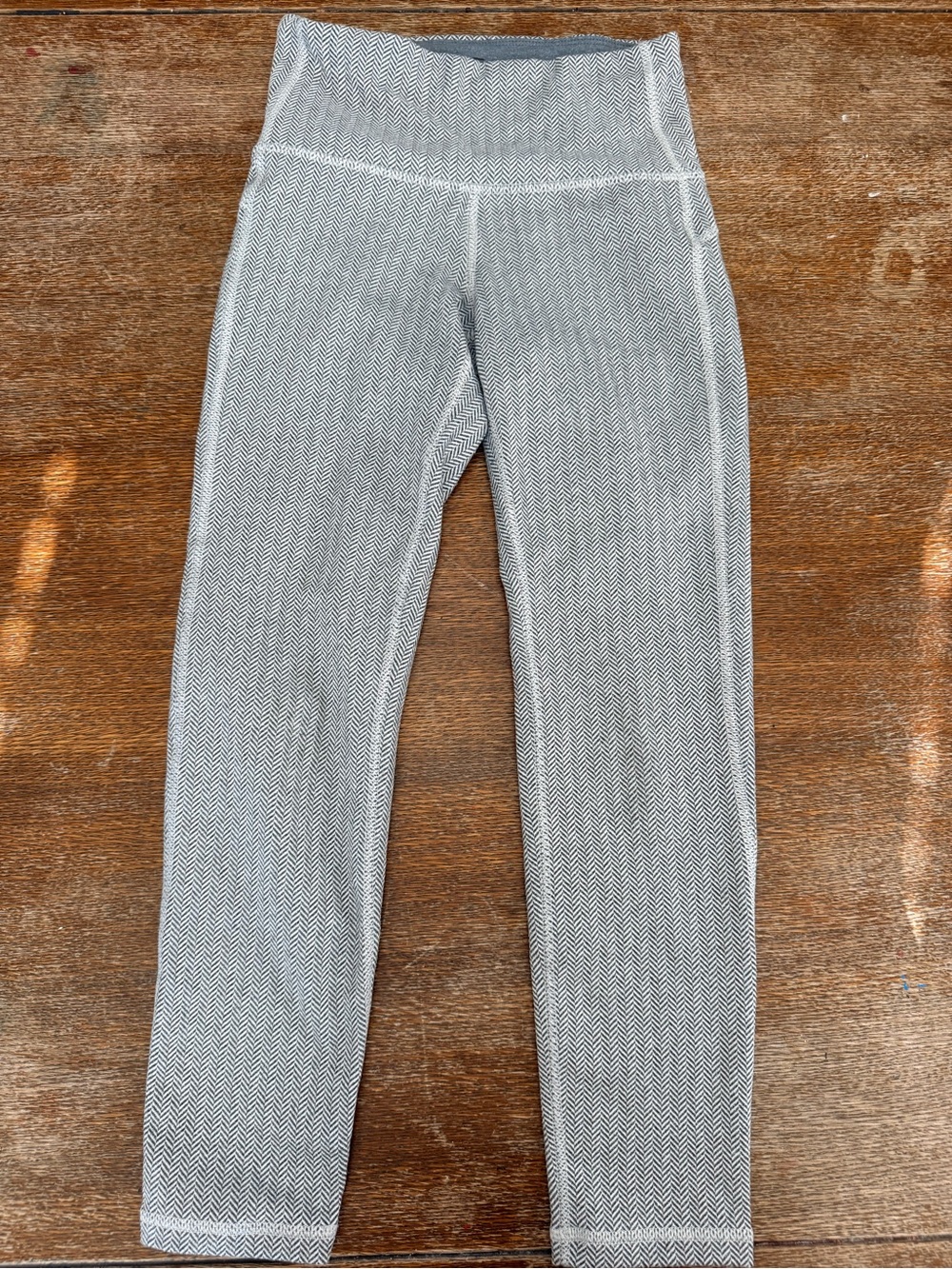 GAP Grey Herringbone Leggings